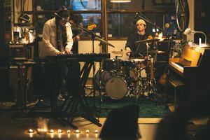 Dox Under The Tracks Nº1 - Willem 't Hart